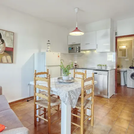 Centro Peatonal Roses-1 By Interhome *