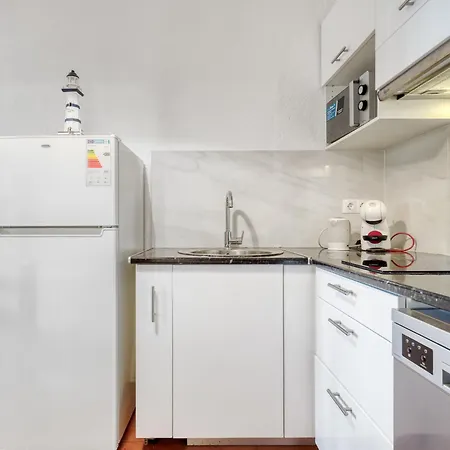 Centro Peatonal Roses-1 By Interhome