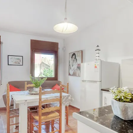 Centro Peatonal Roses-1 By Interhome